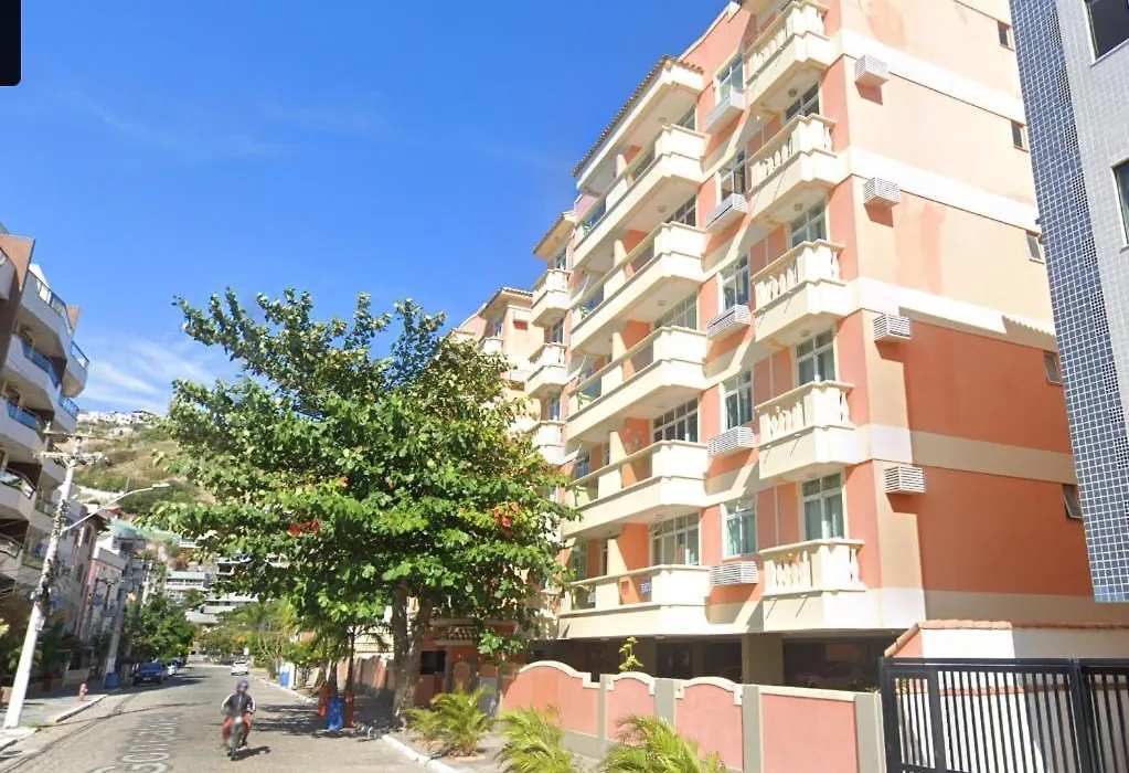 Lindo Apto 2 quartos com suíte na quadra da prainha!-1